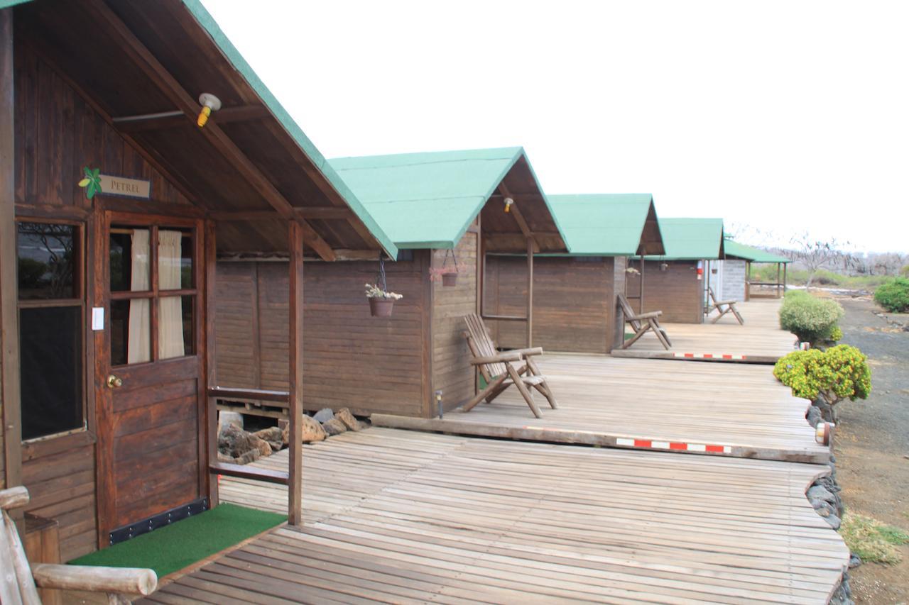 Floreana Lava Lodge Puerto Velasco Ibarra Extérieur photo