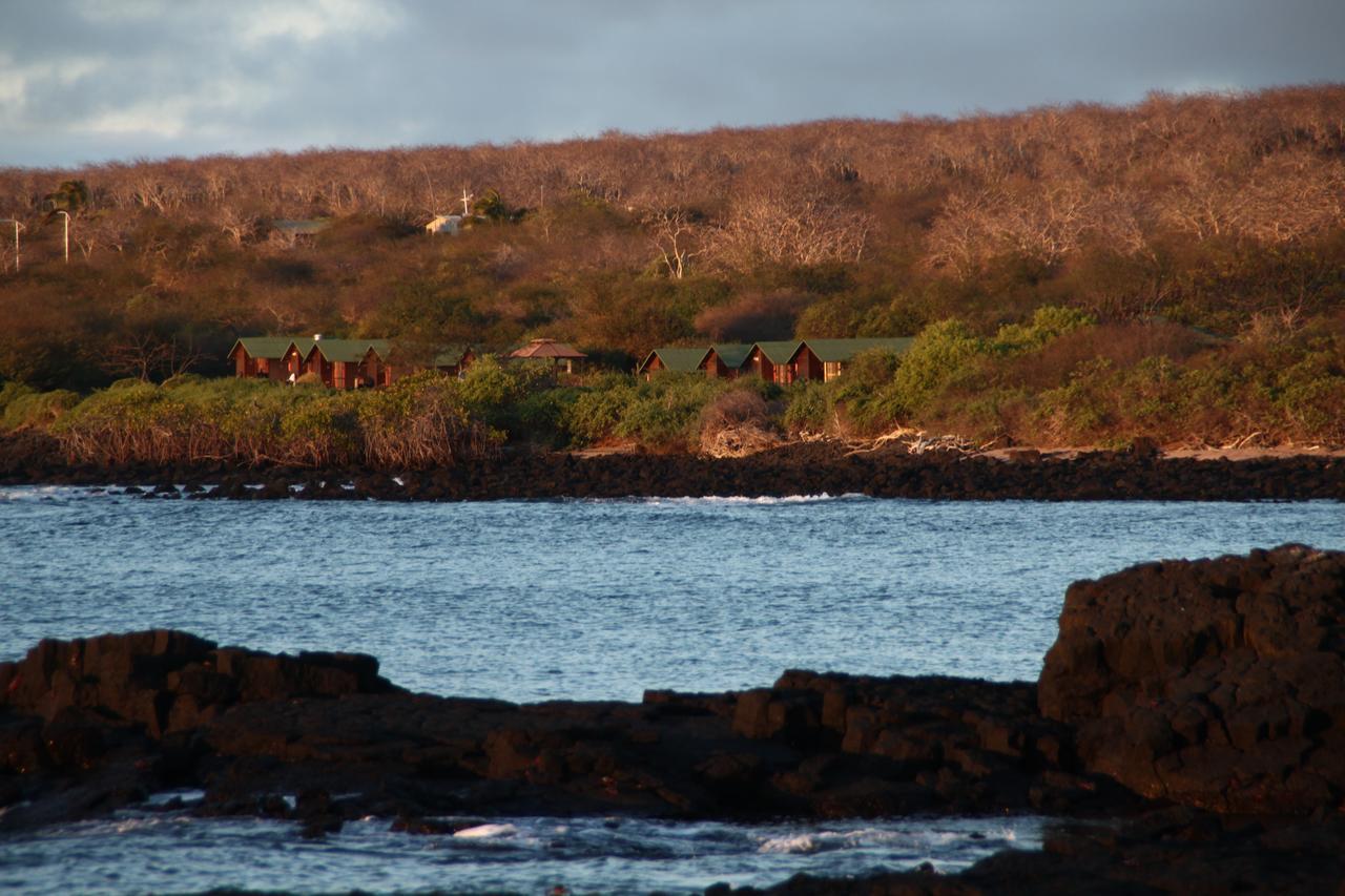 Floreana Lava Lodge Puerto Velasco Ibarra Extérieur photo